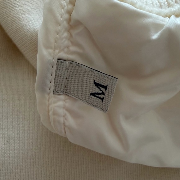 Moncler Women's Cream and Beige Quilted Puffer Jacket - Picture 14 of 15